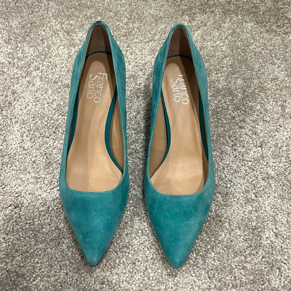 Franco Sarto Women's turquoise Suede Pumps